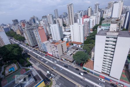Studio para alugar com 35m², 1 quarto e 1 vaga Studio para alugar com 35m², 1 quarto e 1 vagaVista Churrasqueira Cobertura