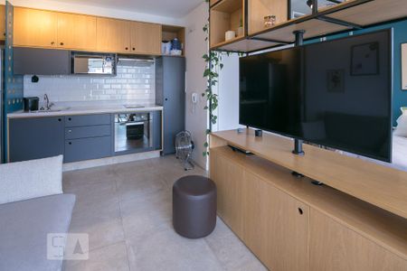 Sala de kitnet/studio para alugar com 1 quarto, 35m² em Barra Funda, São Paulo