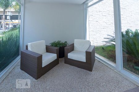 Studio para alugar com 35m², 1 quarto e 1 vaga Studio para alugar com 35m², 1 quarto e 1 vagaHall Social