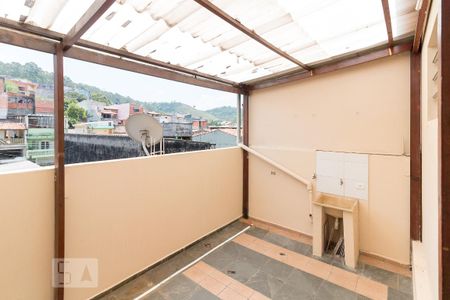 Casa para alugar com 100m², 2 quartos e sem vagaÁrea de serviço