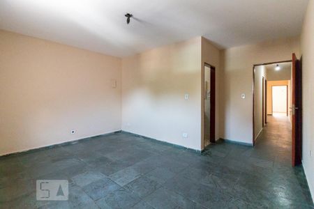 Casa para alugar com 100m², 2 quartos e sem vagaQuarto 2 suíte