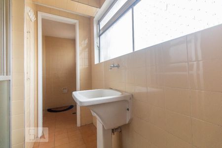 Apartamento para alugar com 70m², 2 quartos e 1 vagaÁrea de serviço