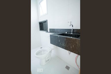 Banheiro  de apartamento para alugar com 2 quartos, 100m² em Campestre, Santo André