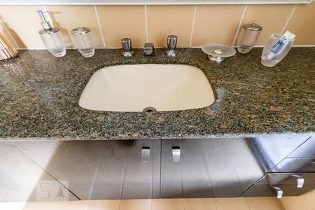 Apartamento para alugar com 47m², 1 quarto e 1 vaga Apartamento para alugar com 47m², 1 quarto e 1 vagaBanheiro