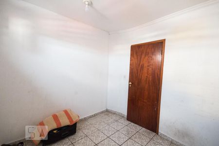 Quarto 2  de casa à venda com 3 quartos, 300m² em Vila Brasílio Machado, São Paulo