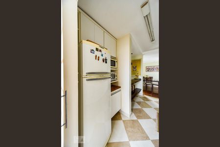 Apartamento à venda com 116m², 2 quartos e 2 vagasCozinha