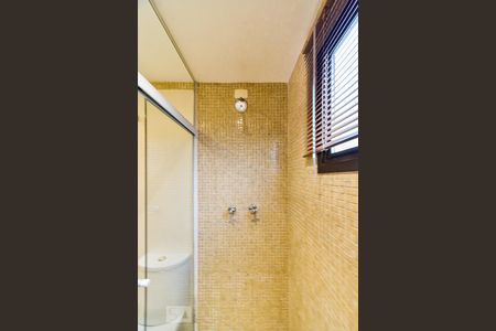 Apartamento à venda com 116m², 2 quartos e 2 vagasBanheiro da Suíte 2