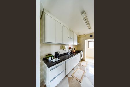 Apartamento à venda com 116m², 2 quartos e 2 vagasCozinha