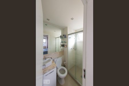 Banheiro 1 Suite de apartamento à venda com 2 quartos, 64m² em Cavalhada, Porto Alegre