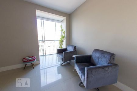 Sala de Estar de apartamento à venda com 2 quartos, 64m² em Cavalhada, Porto Alegre