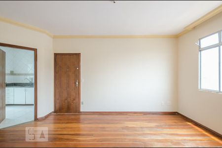 Sala de apartamento para alugar com 3 quartos, 75m² em Jardim América, Belo Horizonte