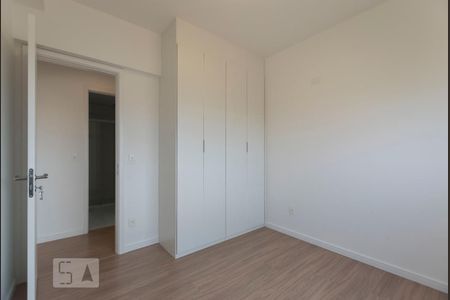 Quarto 1 (Armários) de apartamento para alugar com 2 quartos, 72m² em Jardim da Glória, São Paulo