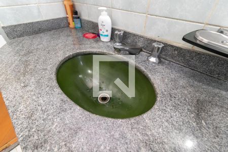 Apartamento à venda com 244m², 5 quartos e 3 vagasBanheiro da Suíte 3