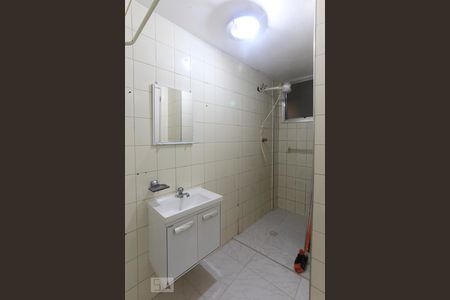 Banheiro de apartamento à venda com 1 quarto, 28m² em Liberdade, São Paulo