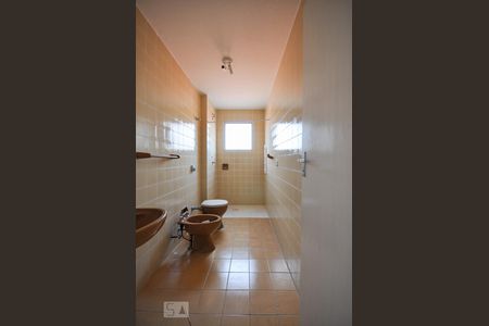 Banheiro de apartamento para alugar com 1 quarto, 40m² em Vila Industrial, Campinas