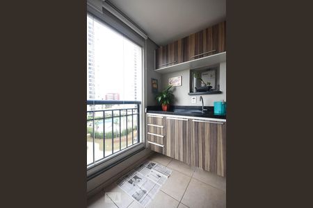 Varanda de apartamento para alugar com 3 quartos, 68m² em Vila Suzana, São Paulo