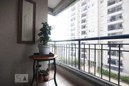 Varanda de apartamento para alugar com 3 quartos, 68m² em Vila Suzana, São Paulo