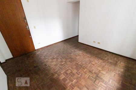 Sala de apartamento para alugar com 1 quarto, 33m² em Rebouças, Curitiba