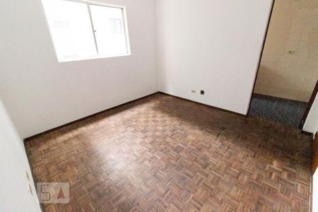 Sala de apartamento para alugar com 1 quarto, 33m² em Rebouças, Curitiba