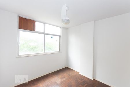 Apartamento à venda com 110m², 3 quartos e 1 vagaQuarto 2