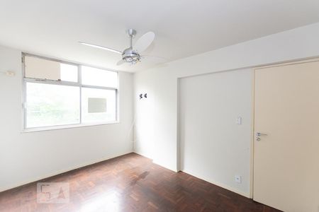 Quarto 1 de apartamento à venda com 3 quartos, 110m² em Ingá, Niterói
