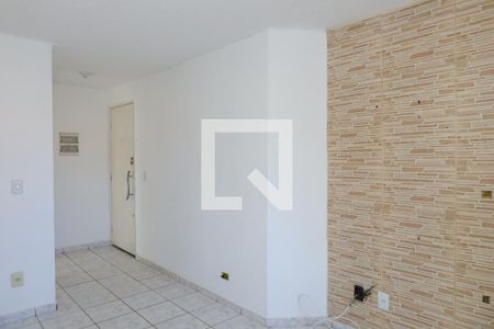 Sala de apartamento para alugar com 2 quartos, 49m² em Jardim Redil, São Paulo