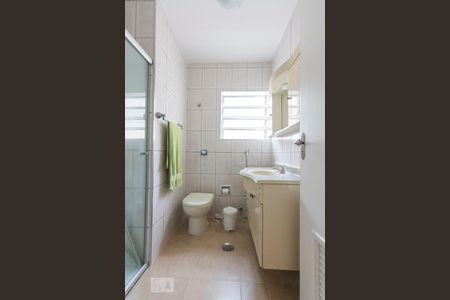 Casa à venda com 140m², 3 quartos e 2 vagasBanheiro Social