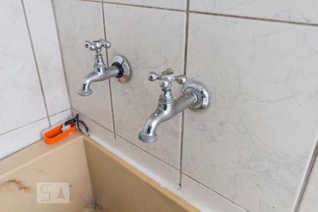 Casa à venda com 140m², 3 quartos e 2 vagasÁrea de Serviço