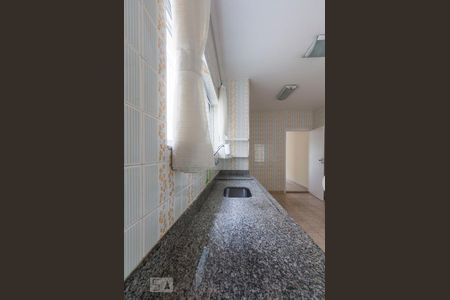 Casa à venda com 140m², 3 quartos e 2 vagasCozinha