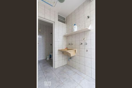 Casa à venda com 140m², 3 quartos e 2 vagasÁrea de Serviço