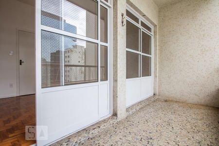 Apartamento para alugar com 90m², 1 quarto e sem vaga Apartamento para alugar com 90m², 1 quarto e sem vagaVaranda