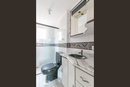Banheiro de apartamento para alugar com 2 quartos, 55m² em Vila Camilópolis, Santo André