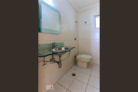Banheiro de apartamento à venda com 2 quartos, 71m² em Cambuci, São Paulo