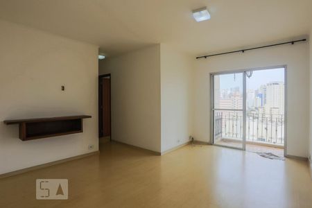 Apartamento à venda com 71m², 2 quartos e 1 vagaSala