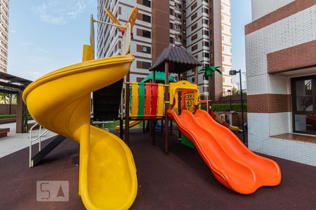 Apartamento para alugar com 168m², 2 quartos e 3 vagas Apartamento para alugar com 168m², 2 quartos e 3 vagasPlayground - Condomínio