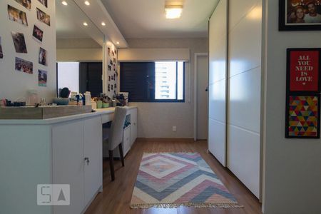 Apartamento para alugar com 168m², 2 quartos e 3 vagas Apartamento para alugar com 168m², 2 quartos e 3 vagasQuarto Suíte Master