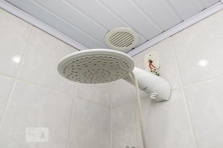 Apartamento à venda com 48m², 2 quartos e sem vagaBanheiro - Chuveiro elétrico