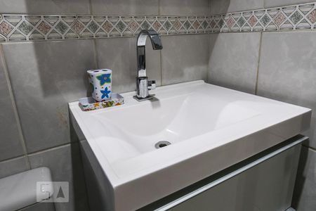 Apartamento à venda com 48m², 2 quartos e sem vagaBanheiro - Detalhe da pia