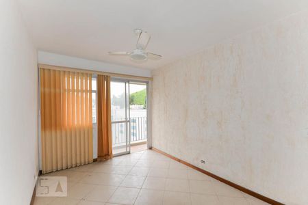 Apartamento à venda com 72m², 1 quarto e 1 vagaSala