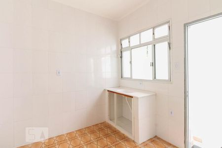 Cozinha  de casa para alugar com 1 quarto, 40m² em Vila Prudente, São Paulo