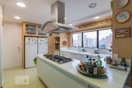 Apartamento para alugar com 480m², 3 quartos e 6 vagasCozinha