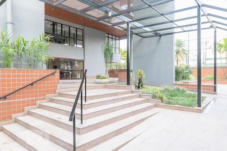 Apartamento para alugar com 480m², 3 quartos e 6 vagasÁrea de Circulação