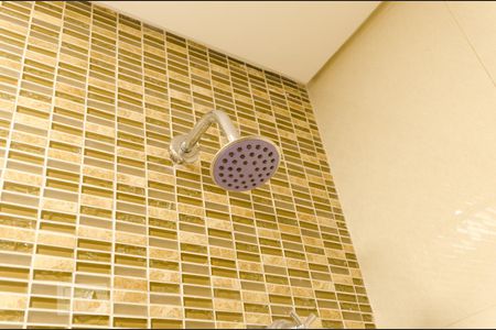 Apartamento à venda com 72m², 2 quartos e 2 vagasChuveiro