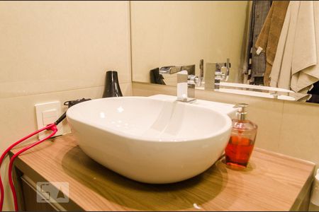 Apartamento à venda com 72m², 2 quartos e 2 vagasPia