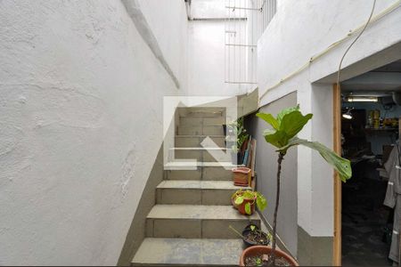 Quintal de casa à venda com 3 quartos, 120m² em Água Branca, São Paulo