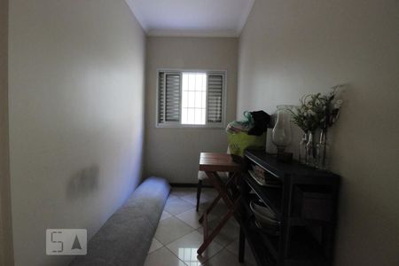 Casa à venda com 210m², 3 quartos e 4 vagasÁrea de Serviço