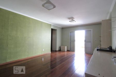 Quarto 1 de casa à venda com 3 quartos, 210m² em Itaberaba, São Paulo
