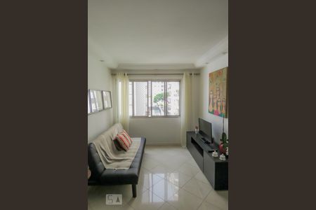 Sala  de apartamento à venda com 3 quartos, 73m² em Moema, São Paulo