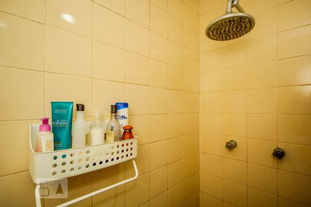 Apartamento à venda com 100m², 2 quartos e 2 vagasBanheiro Social