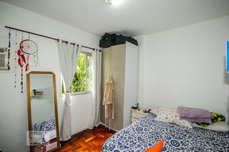 Apartamento à venda com 100m², 2 quartos e 2 vagasQuarto 1